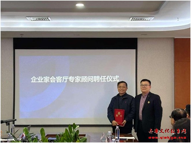 ䷢